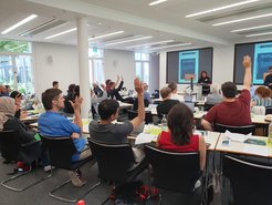 Angeregte Diskussionen im Anschluss an Tatjana Hörnle’s Vortrag über “the consequences of switching to a second-person perspective in criminal law theory”